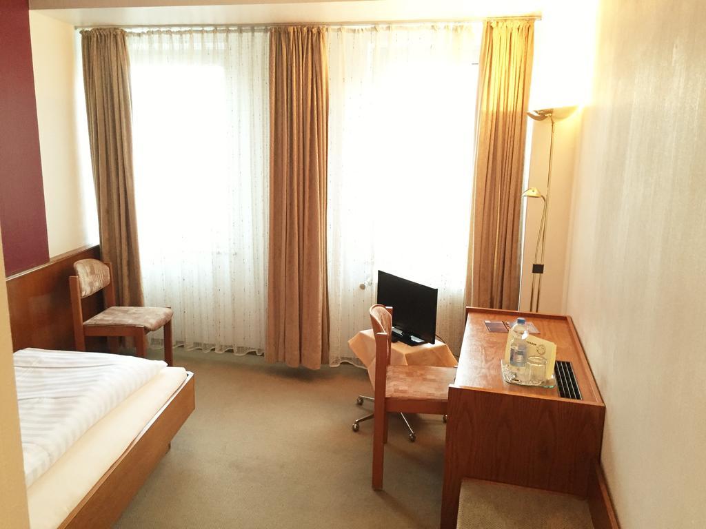 Hotel Ambassador Bona Quarto foto